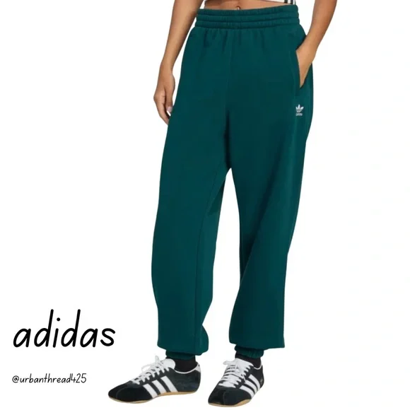 ๐โโ๏ธ๐โโ๏ธ NWT Adidas Essentials Fleece Loose Joggers in Aurora Ivy โ Size Medium - Picture 1 of 11